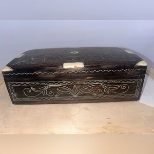 “Old Box. Ancient box from the Middle East.” Handmade jewelry box. 1900 - 1919